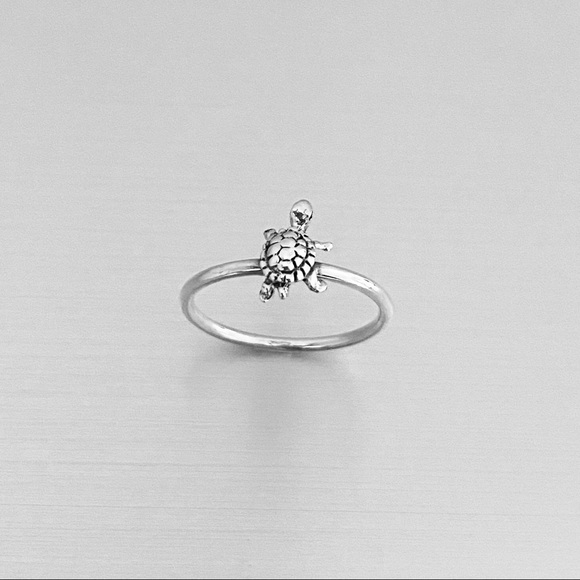 Sterling Silver Small Turtle Ring, Sea Ring, Animal Ring, Beach Ring - Picture 11 of 14